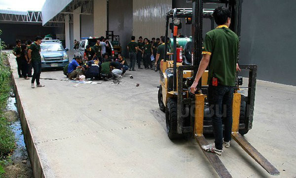 กสร. เตรียมเอาผิดนายจ้างเหตุคนงานปั่นด้าย จ.อยุธยา เสียชีวิตชี้มีความผิดตามกฎหมายความปลอดภัย - ThaiPR.net 22 พ.ย. 2559